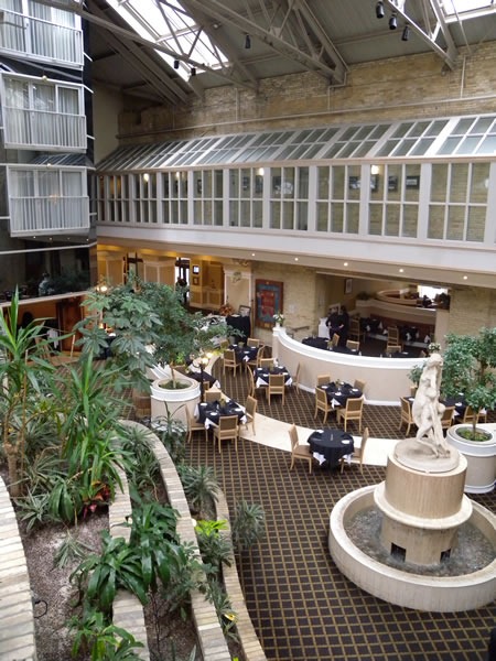 The lobby as seen from the Cantata Lounge