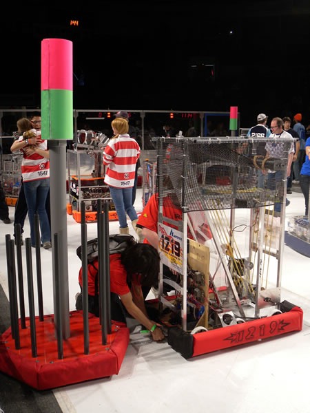 hooking_up_robots_to_baskets