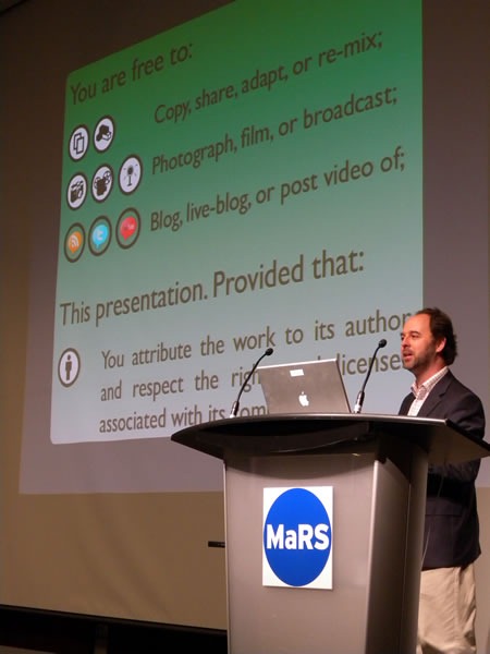 Cameron Neylon and his "Creative Commons" slide at Science 2.0
