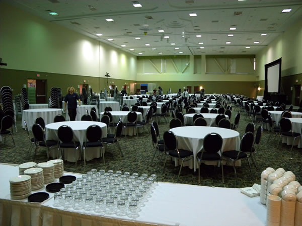 04 dining hall