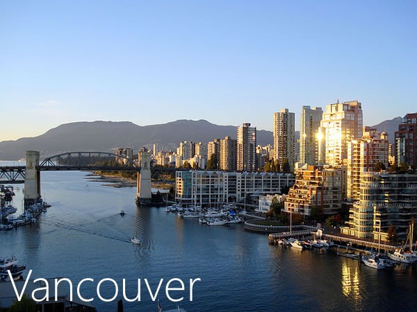 Vancouver: Downtown Vancouver as seen from the Granville Street Bridge
