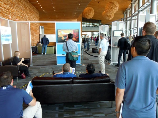 A group of TechDays attendees playing Kinect games on the Xbox 360