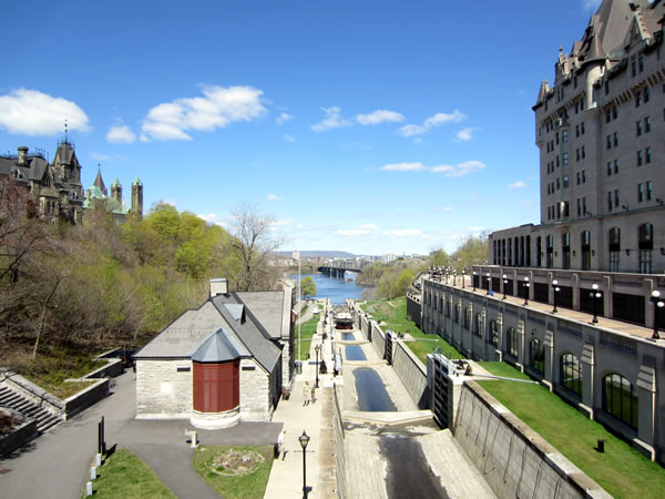 The Rideau Canal, as seen looking north from the Rideau Street bridge