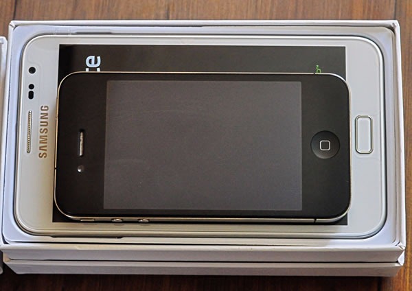 samsung galaxy note vs iphone 4 size comparison