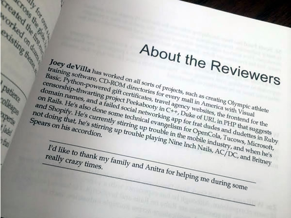 joey devilla tech reviewer