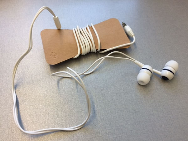jetblue earbuds 2015 01