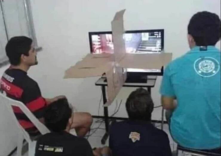 four-way-split-screen