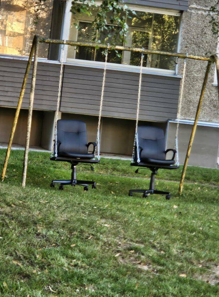 office-chair-swing