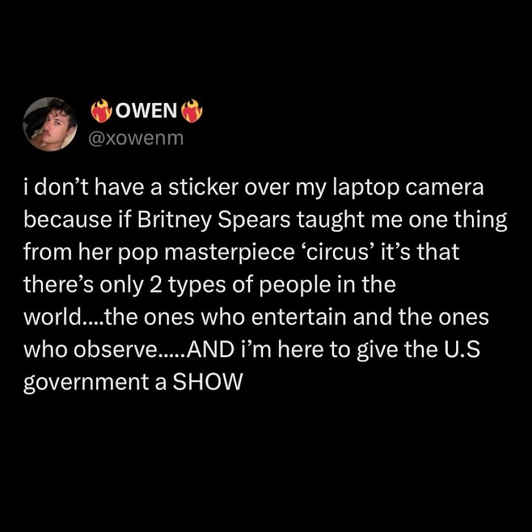 no-sticker-on-laptop-camera